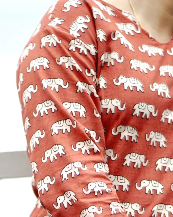 Women's Handblock Printed Cotton Elephant Top – Maroon & Beige | MIRAY - Image 4
