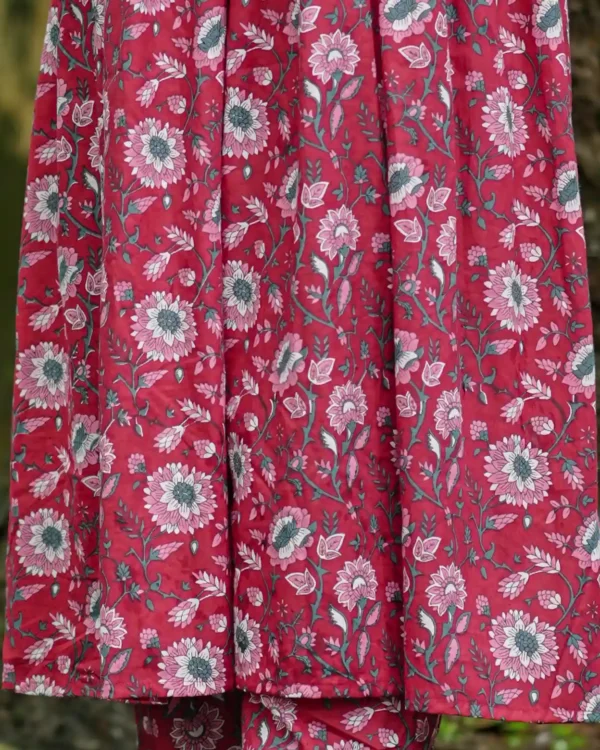 MIRAY’s Aliya Cut Co-Ord Set – Red Floral Cotton Kurta & Pant Set for Effortless Elegance - Image 5