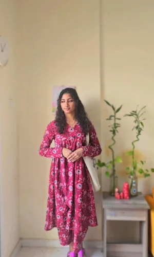 Aliya Cut Co-Ord Set – Red Floral Cotton Kurta & Pant Set