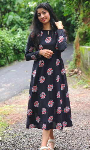 Black Cotton Block Print Kurti – MIRAY