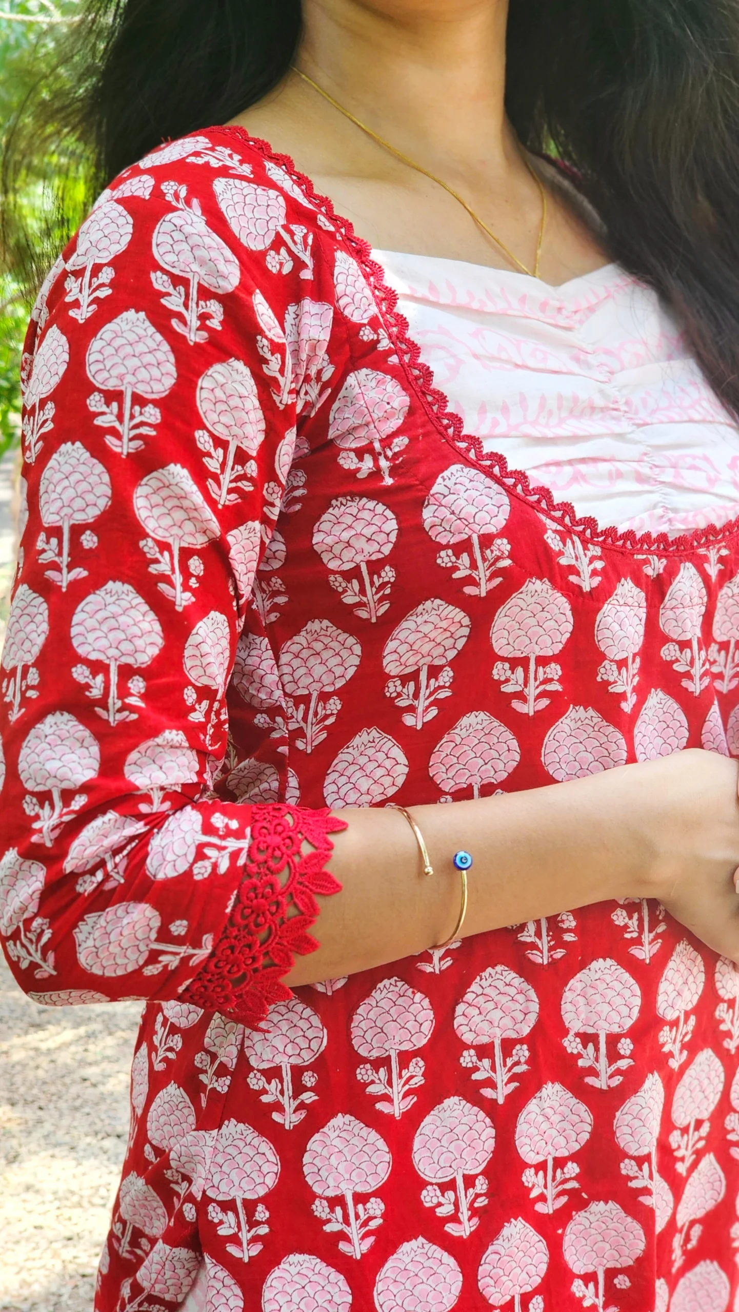 Red & White Floral Hand Block Print Cotton Suit Set with Dupatta - Image 3