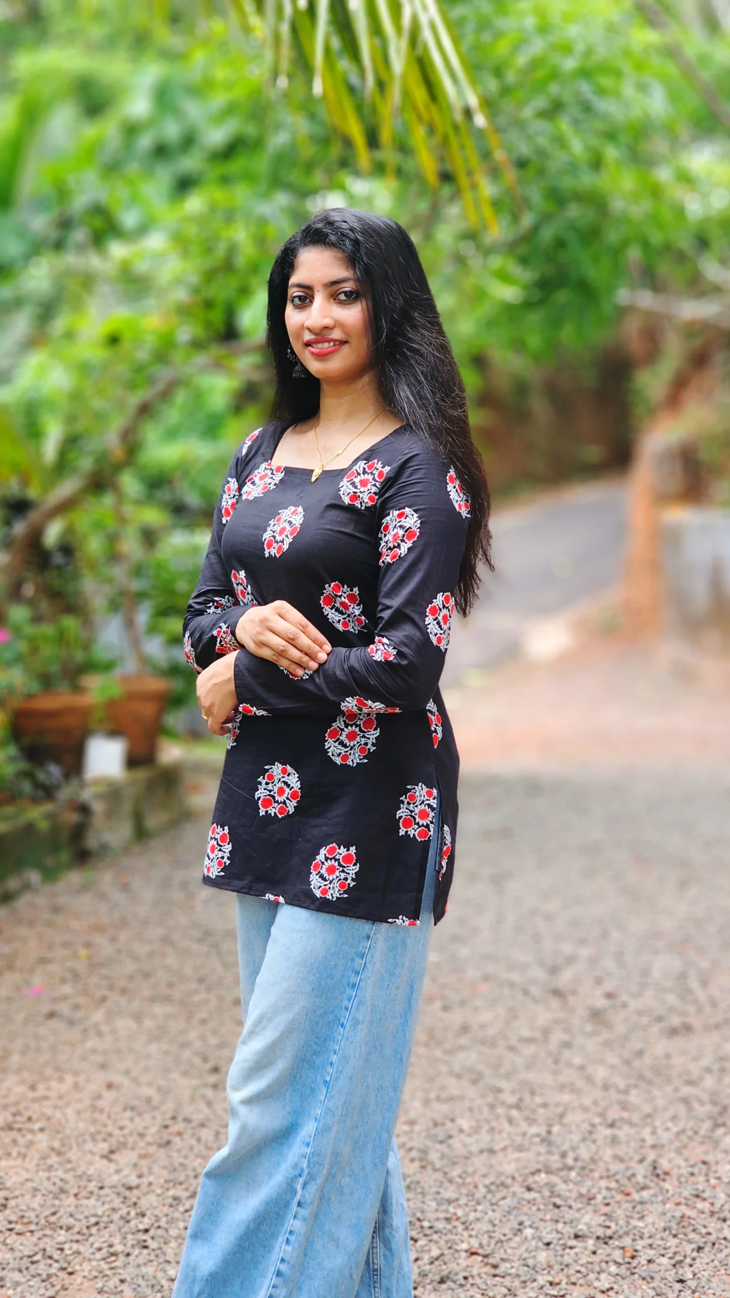 Black Cotton Red Floral Print Short Kurti - Image 5