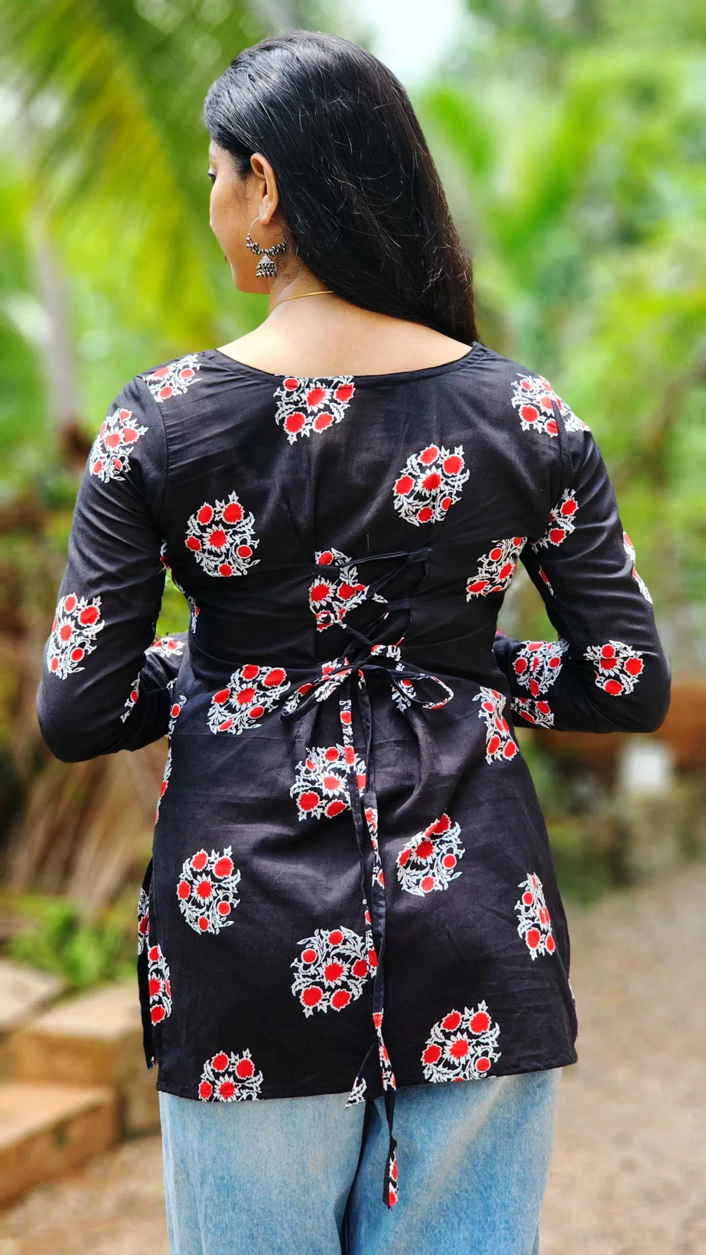 Black Cotton Red Floral Print Short Kurti - Image 3