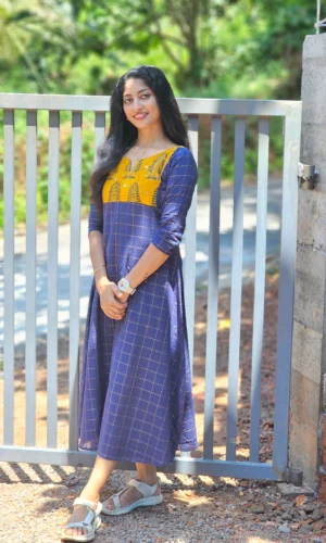 Blue South Cotton Zari Checks Yellow Yolk Kurti